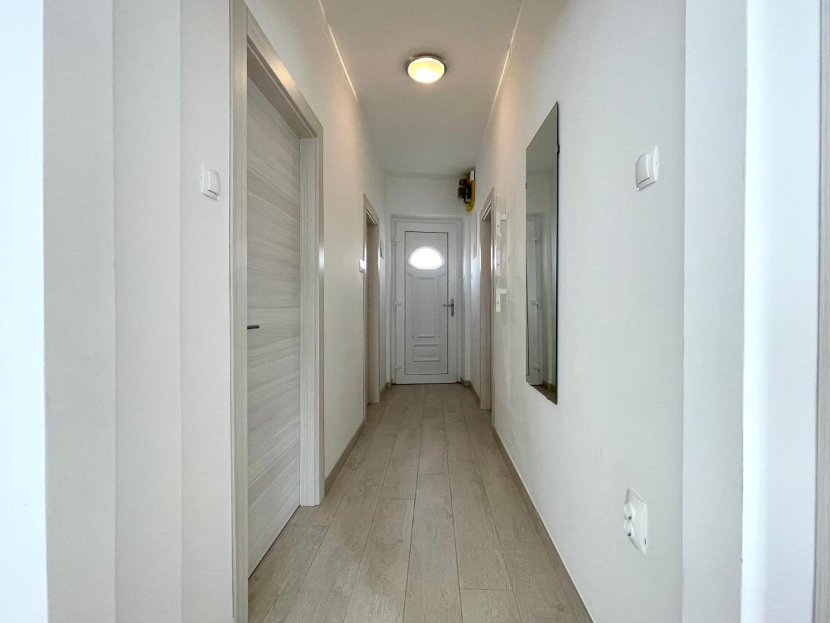 Modern Apartment In The Old Part Of Town 里耶卡 外观 照片